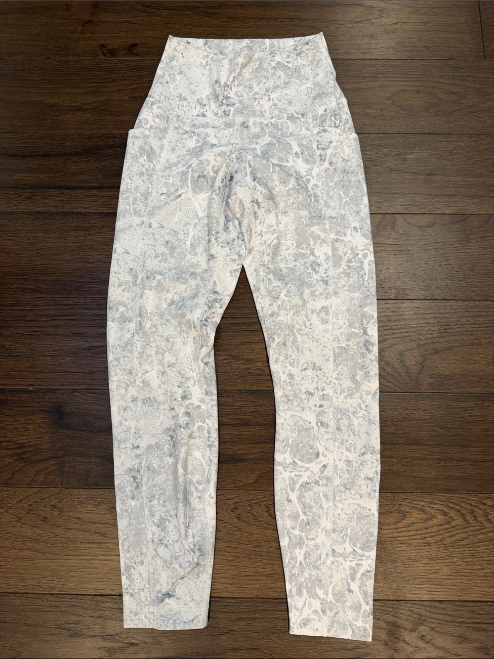 90 Degree by Reflex High Rise Leggings Gray White Abstract Print - XS - C61-111